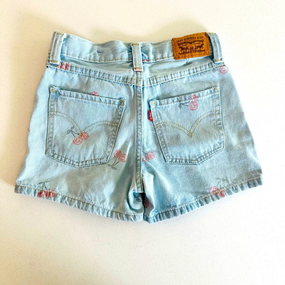 Levi’s ultra high rise shorts girl size 8 .